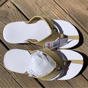 Men’s Vineyard Vines Flipflops